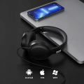 Lenovo TH30 czarne – słuchawki Bluetooth 5.3 z ANC, mikrofonem i mocnym basem. W zestawie kabel USB-C, AUX i instrukcja. Do muzyki, rozmów i gier. Składane, komfortowe, czas pracy 9h, standby 100h.